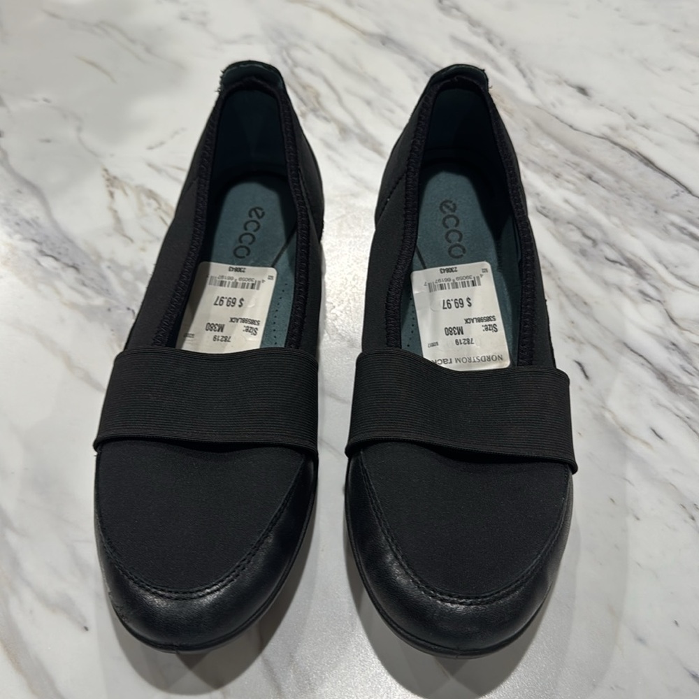 Ecco Women’s Bluma Band Slip On Shoes Comfort Flats Black Size‎ 38 (US 7/7.5)